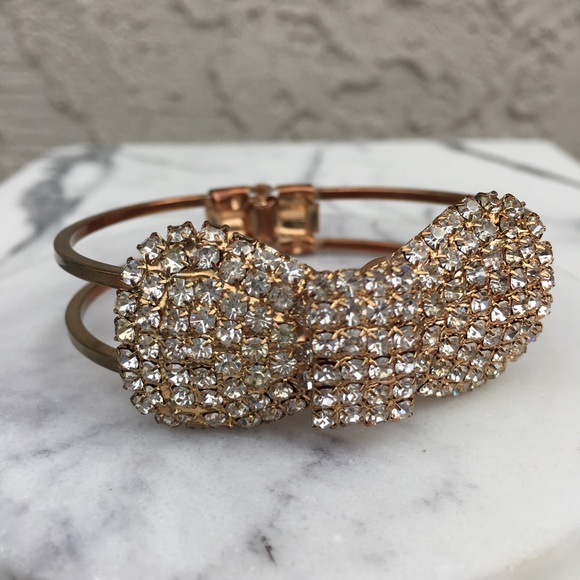 Bow Cuff Bracelet 🎀💎 - Picture 1 of 8